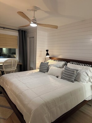 2 bedrooms, iron/ironing board, free WiFi, bed sheets - Newly renovated cozy ocean front condo (Murrells Inlet)