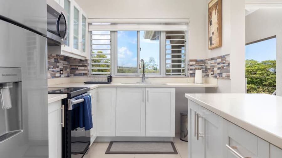 3rd Floor Condo Richmond Estate Beach Access Pool