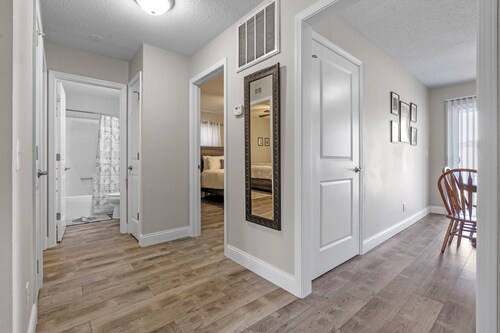 West Side Cozy Home, Pet Friendly