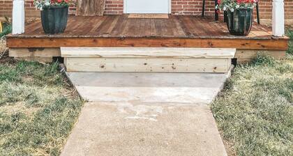 Driftless Manor Getaway