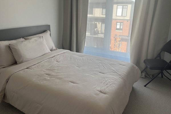 1 habitación, tabla de planchar con plancha y wifi