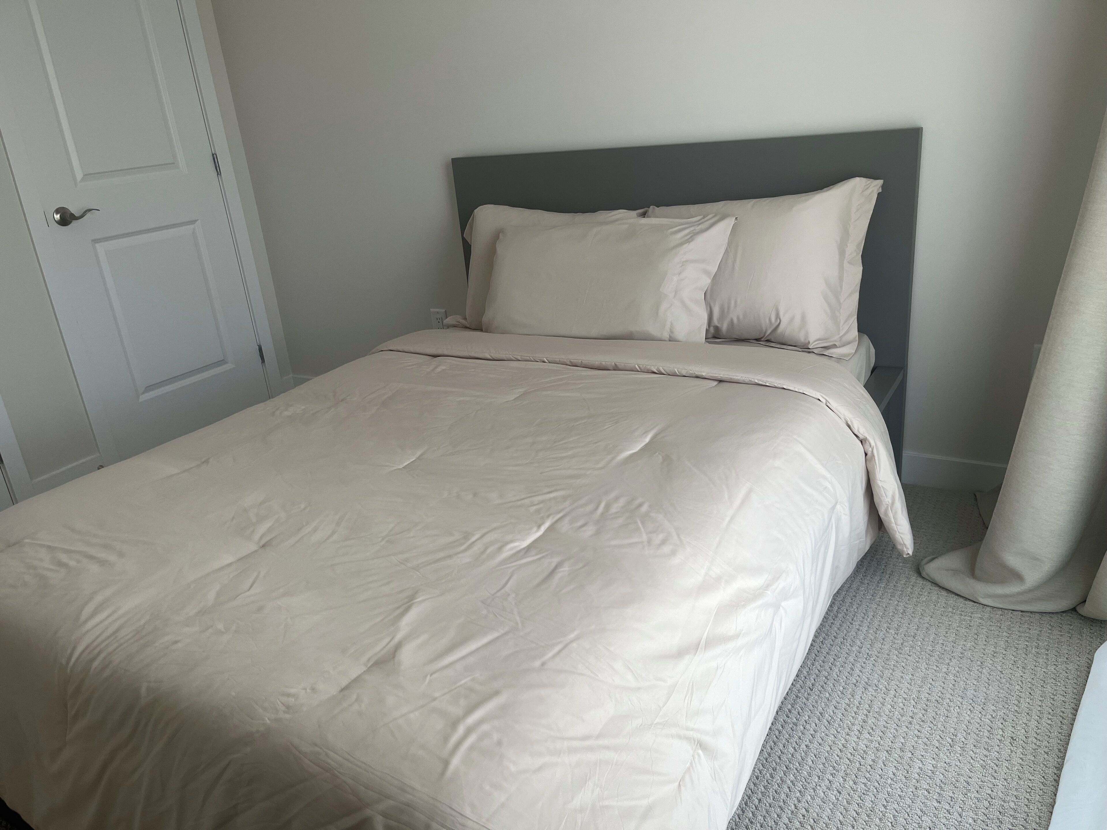 1 chambre, fer et planche à repasser, Wi-Fi