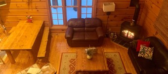 Logcabin in ADK of Fall Foliage and Winter Whiteface / Lake Placid fun