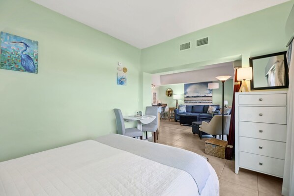 1 bedroom, iron/ironing board, free WiFi, bed sheets