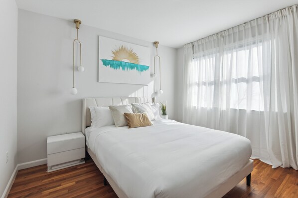 3 bedrooms, iron/ironing board, free WiFi, bed sheets