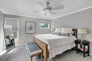 3 Schlafzimmer, Zimmersafe, Schreibtisch, Bügeleisen/Bügelbrett