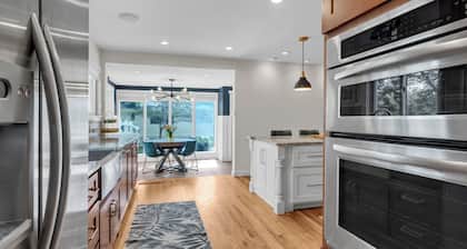 Peaceful Retreat Near Downtown Boulder – 1 Acre of Fun & Relaxation