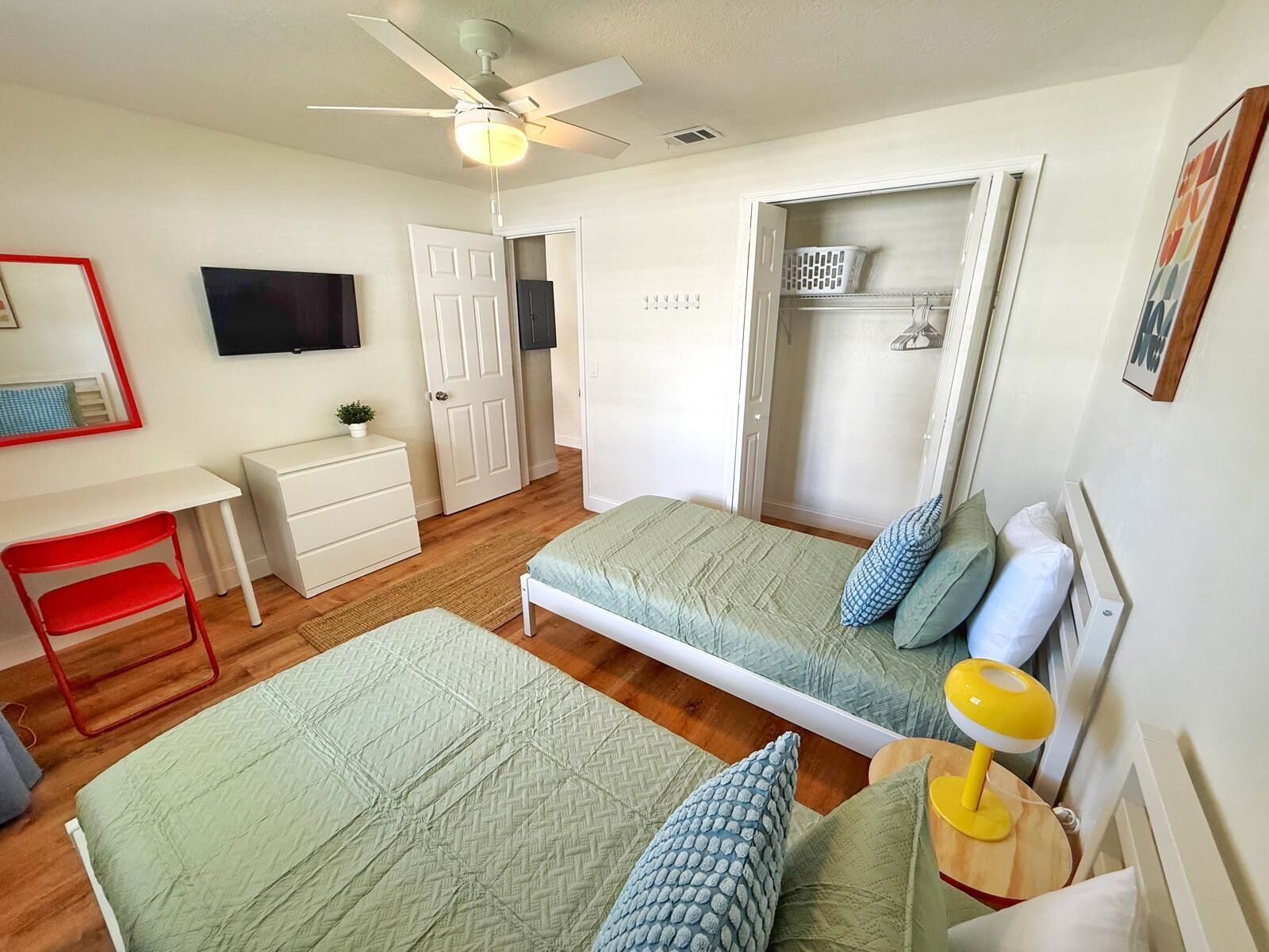 Ideal for sharing, twin beds for a comfy stay.
