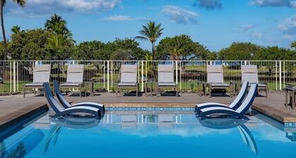 End unit with Ocean views from all rooms. Unit H-103, just steps from the Ocean.