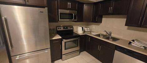 Microwave, dishwasher