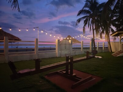 SANDY TOES THE BEACH HOUSE COSTA AZUL, EL SALVADOR SONSONATE