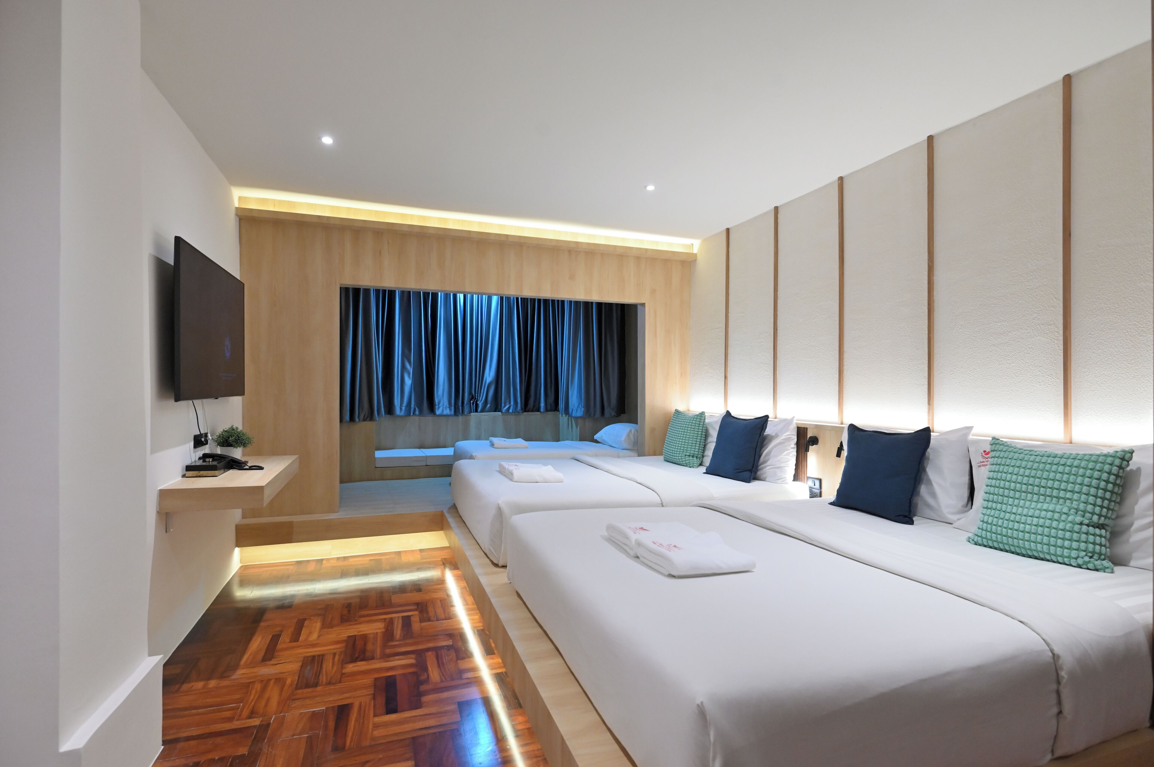 Studio dành cho gia đình, quang cảnh thành phố | Bàn, truy cập Internet không dây miễn phí 