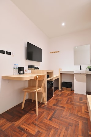 Suite, City View | Television