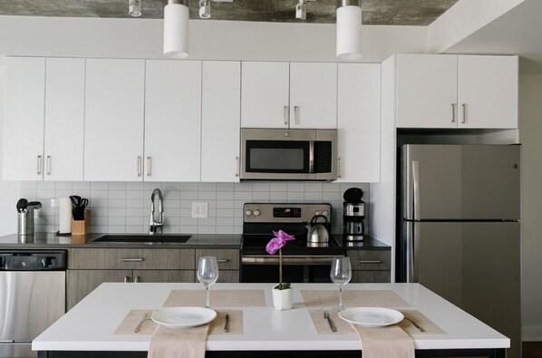 Fridge, microwave, oven, stovetop