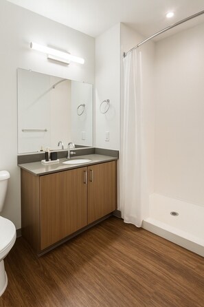 Hair dryer, towels