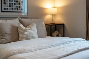 Iron/ironing board, travel crib, WiFi, bed sheets