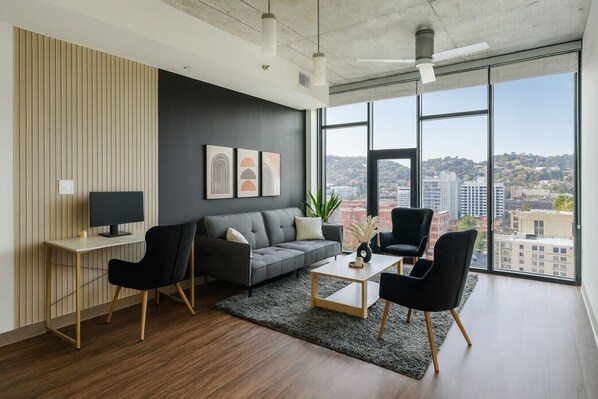 TV, computer monitors