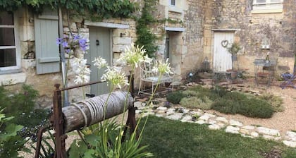 3Bedrooms-Sleeps6-WiFi-Fireplace