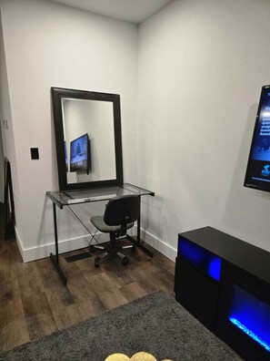 Interior - Your Cozy Studio Retreat in Detroit. (Detroit)