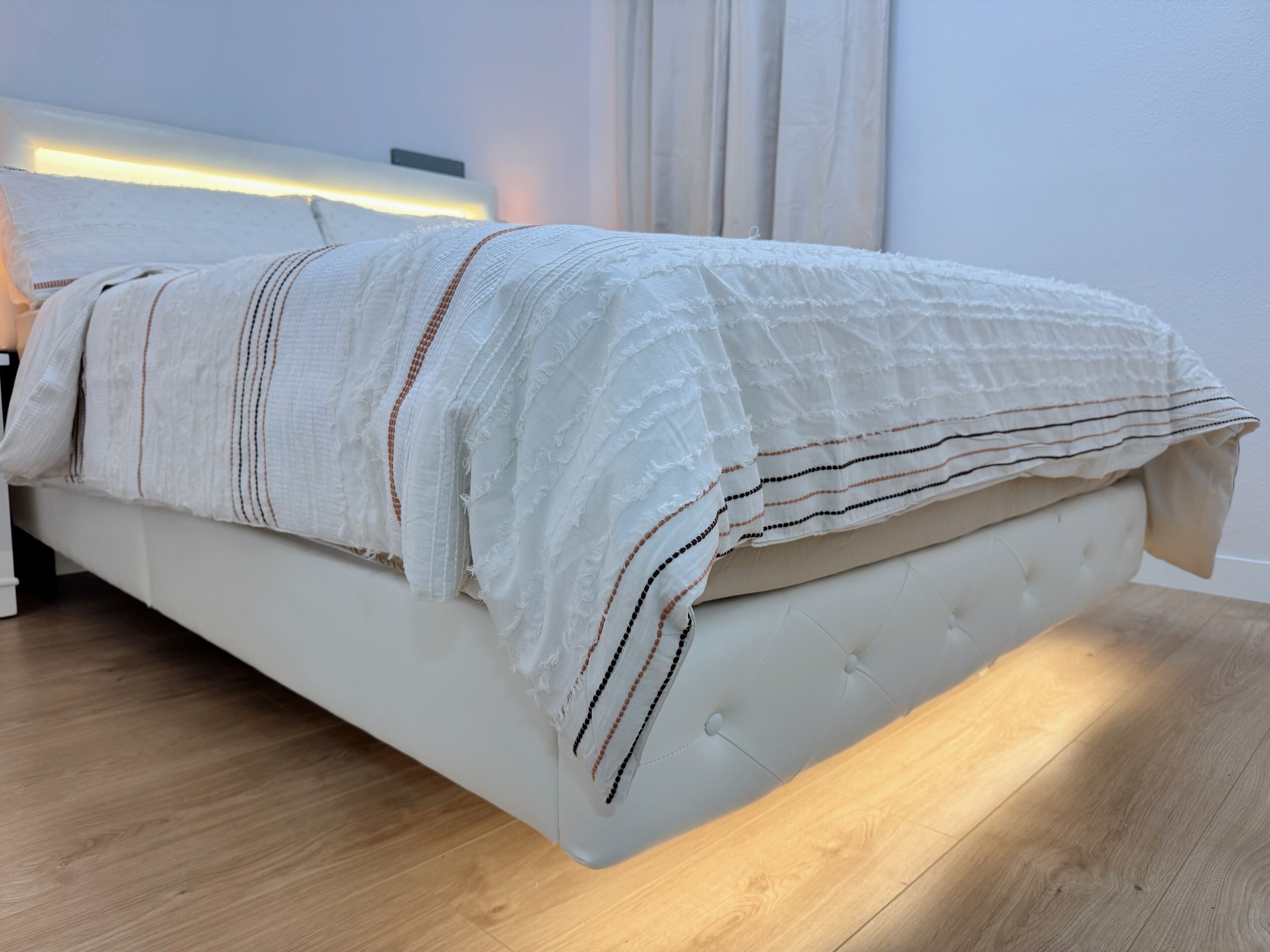 3 habitaciones, tabla de planchar con plancha y wifi 