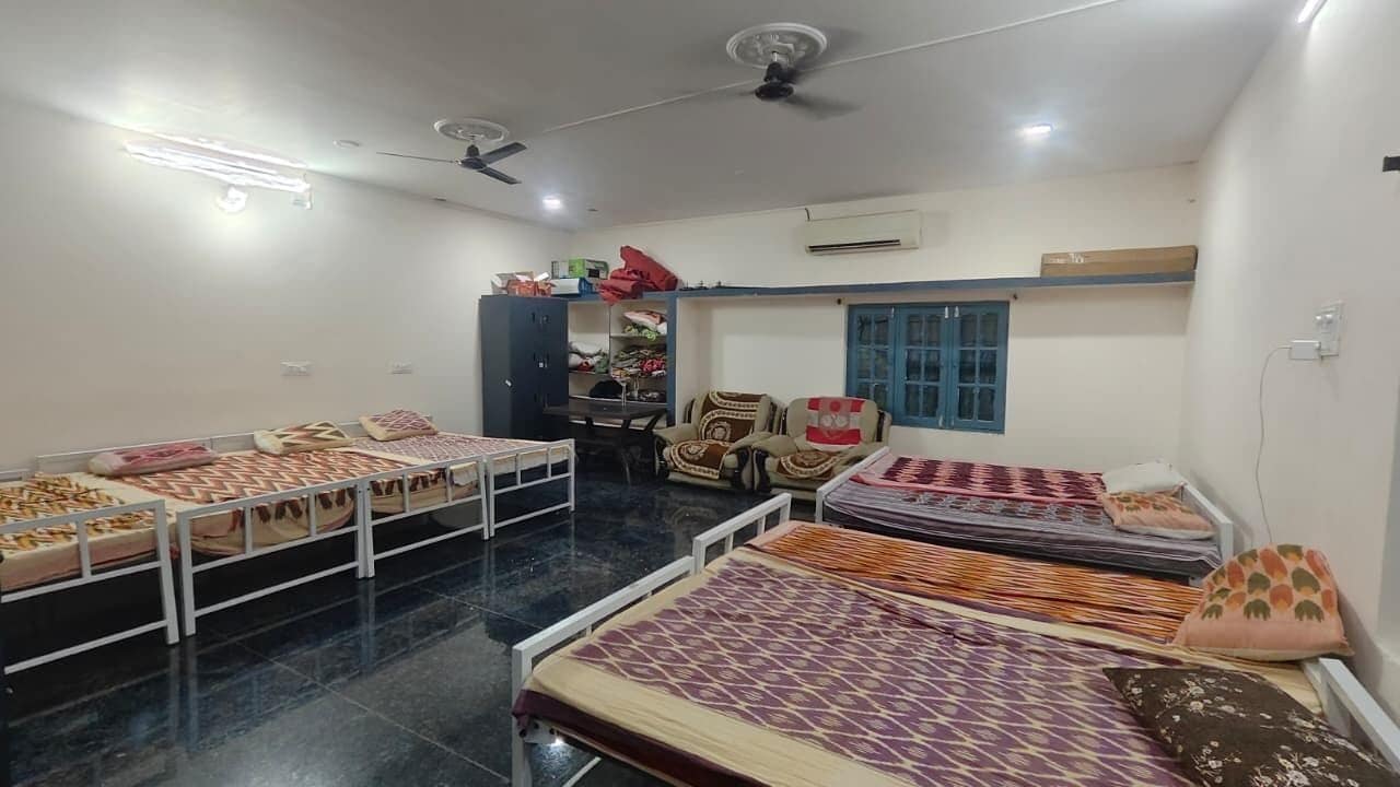 Classic Shared Dormitory | Free WiFi