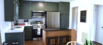 Home Away From Home; Private Yard, Pet-Friendly, 5 Minutes From S & W