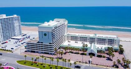 20% OFF! - NEW Gorgeous 1Bd Apartment W/Balcony in Daytona!