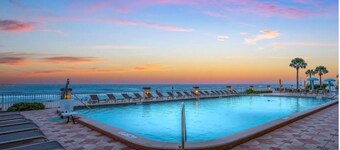 20% OFF! - NEW Gorgeous 1Bd Apartment W/Balcony in Daytona!