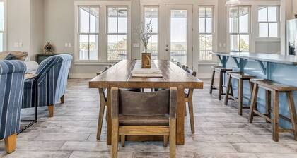 Shore Enough | Carlton Landing Lakeview, Up to 18