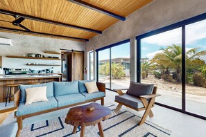 Interior - Water-view villa with plunge pool, private deck, full kitchen & partial AC (Placencia)
