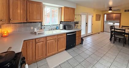 Cliffside Hideaway! Free 7brew Gift Card Included!