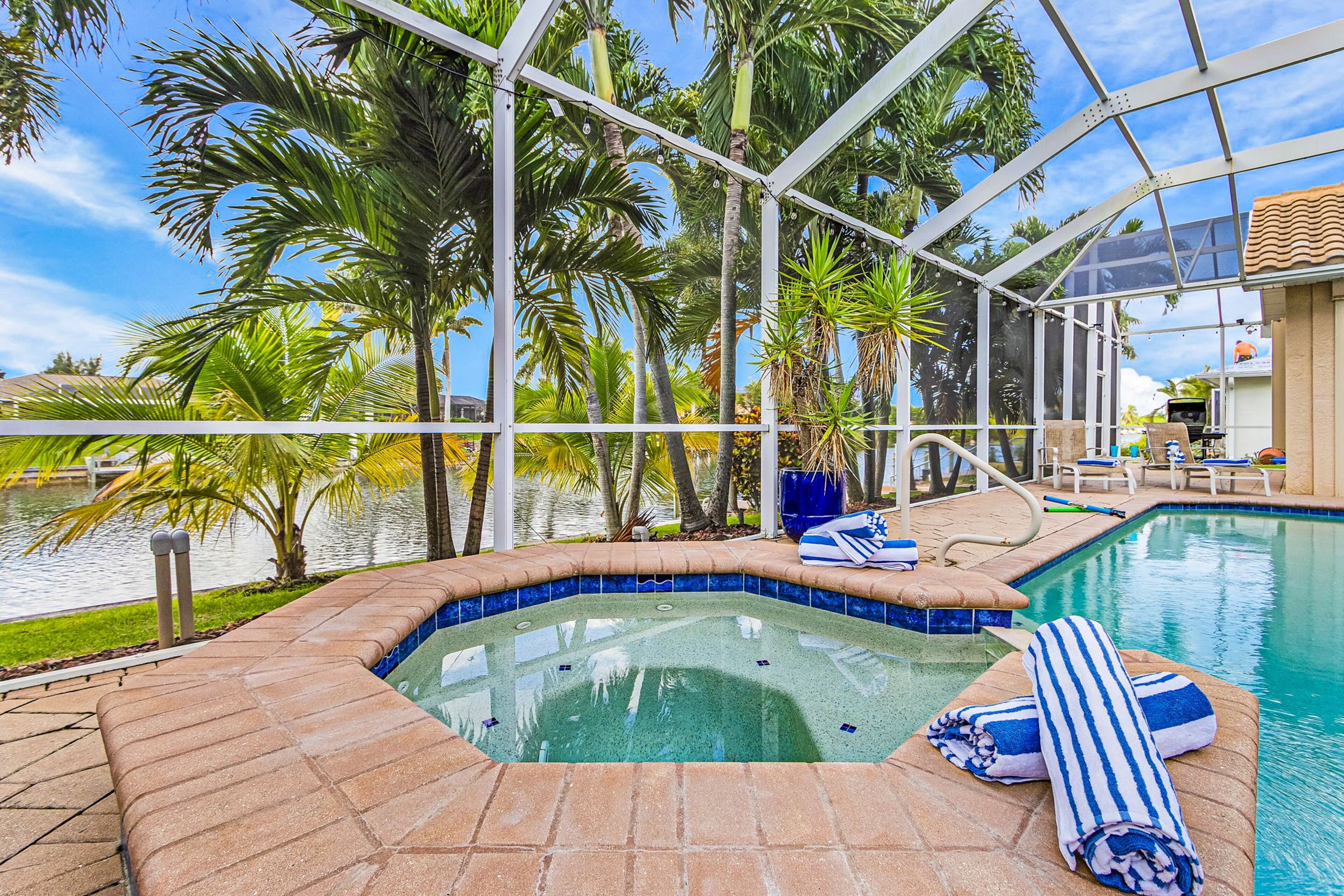 Een verwarmd zwembad