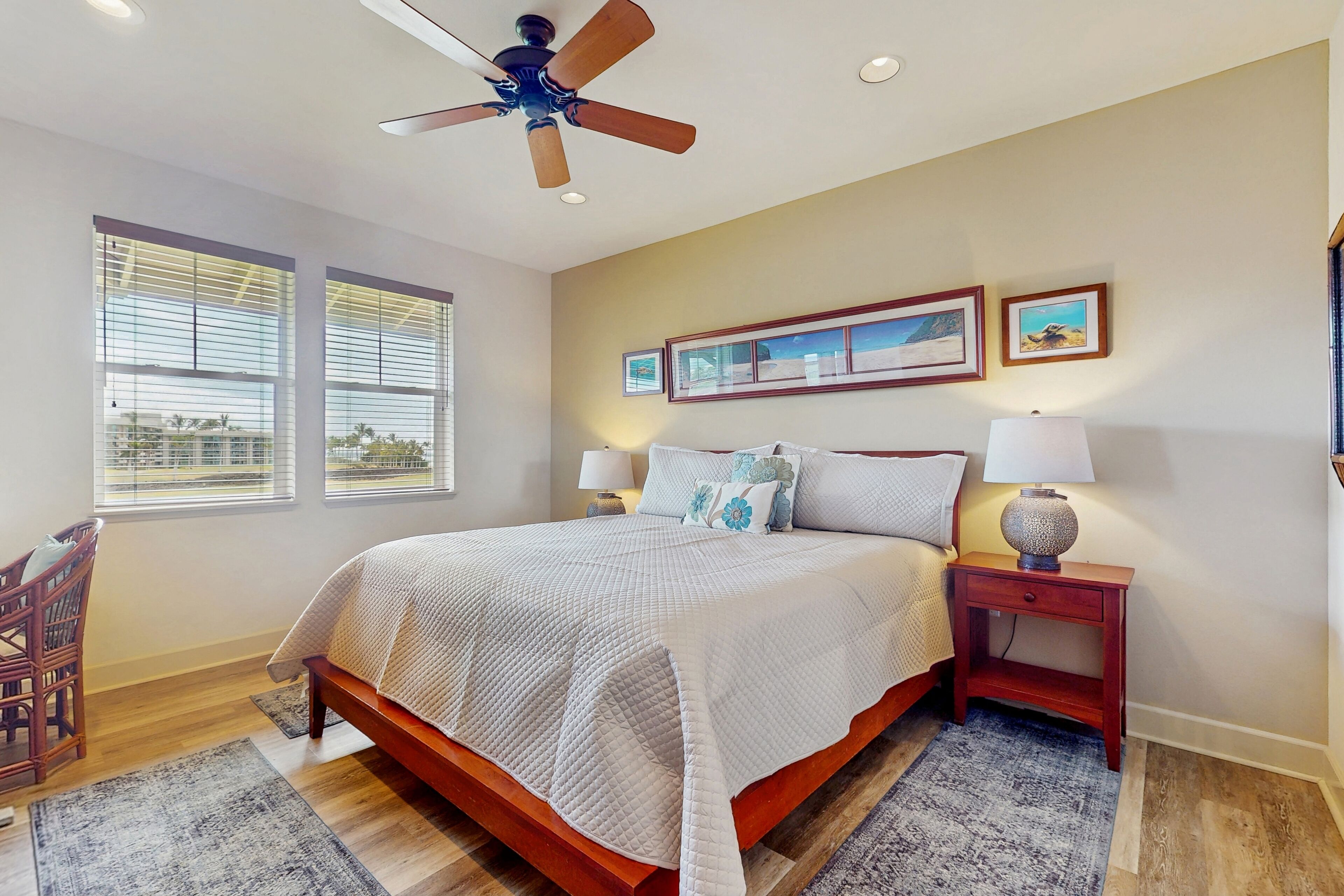 2 bedrooms, internet, bed sheets