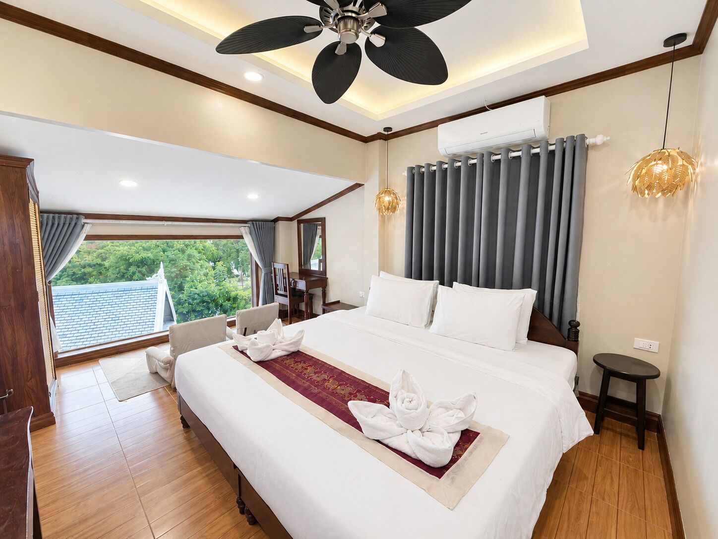 Double Room, Mountain View | Premium bedding, memory foam beds, in-room safe, desk