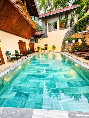 Outdoor pool - Villa Khili Phousi (Luang Prabang)