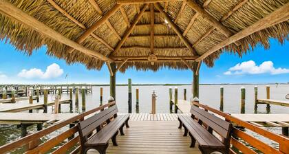 Panoramic water views, pools, pool spa, tennis courts, and steps away from Gulf