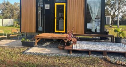 D&L Cottage by Tiny Away