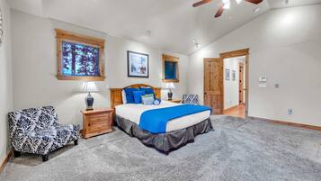 4 makuuhuonetta, silitysrauta/-lauta, Wi-Fi, vuodevaatteet