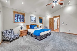 4 makuuhuonetta, silitysrauta/-lauta, Wi-Fi, vuodevaatteet