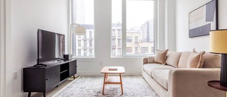 Fernseher, Stereoanlage