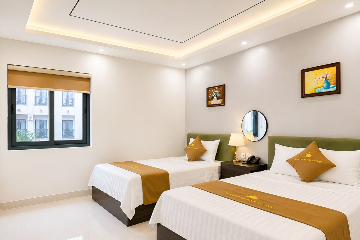 Classic Triple Room, Garden View | Soundproofing, WiFi (free), bed sheets