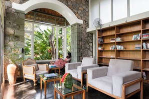 Library - SpiceTree Rajakumari (Udumbanchola)