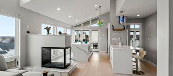 Serendipity Beach Retreat | Penthouse | Ocean View