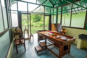 Liệu pháp Ayurveda, 2 phòng trị liệu