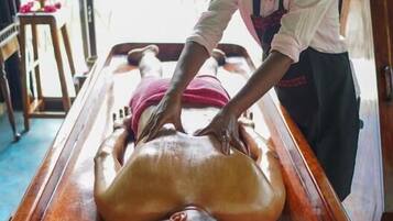 Ayurvedic treatments, 2 treatment rooms