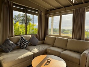 Living area - Private Villa with Ocean Views | Churaumi & JUNGLIA | BBQ & Fireworks | Sleeps 9 (本部町)