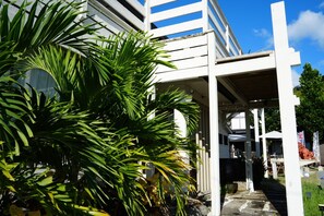 Property grounds - Private Villa with Ocean Views | Churaumi & JUNGLIA | BBQ & Fireworks | Sleeps 9 (本部町)