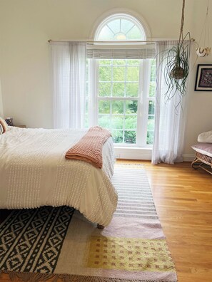 3 bedrooms, iron/ironing board, Internet, bed sheets