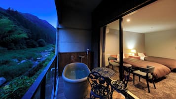 Premium Twin Room, 2 Single Beds, Hot Tub