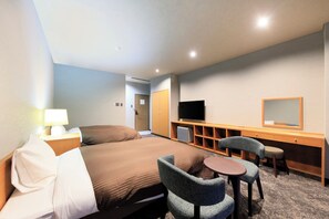 Premium Twin Room, 2 Twin Beds, Hot Tub | In-room safe, blackout drapes, free WiFi, bed sheets - FuruyuOnsen SagaFuga (Saga)